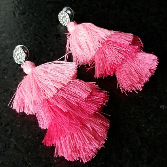 THREADED TASSEL EARRINGS - Picture 3 of 3